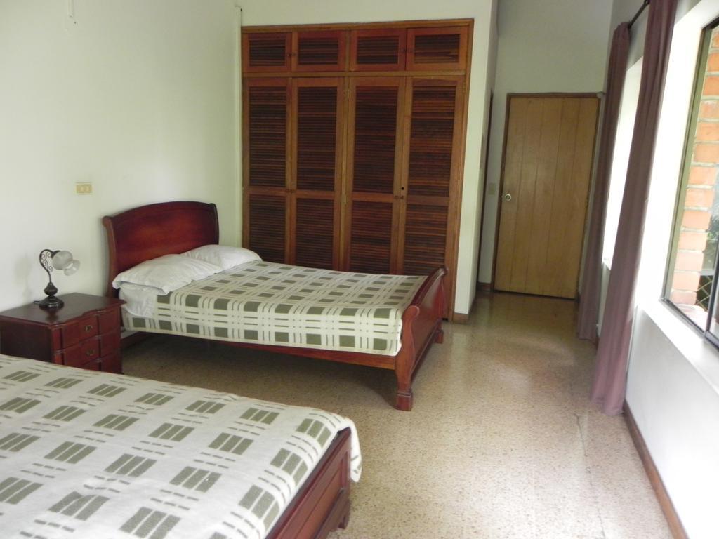 Hostal Tamarindo Itagui Room photo